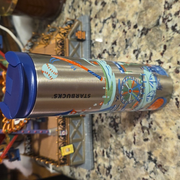 Starbucks Chicago Travel Mug with Blue and Orange Design *Read Description) - Picture 3 of 8
